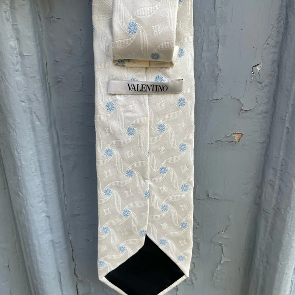 Valentino Floral Brocade Silk Tie - Picture 3 of 7